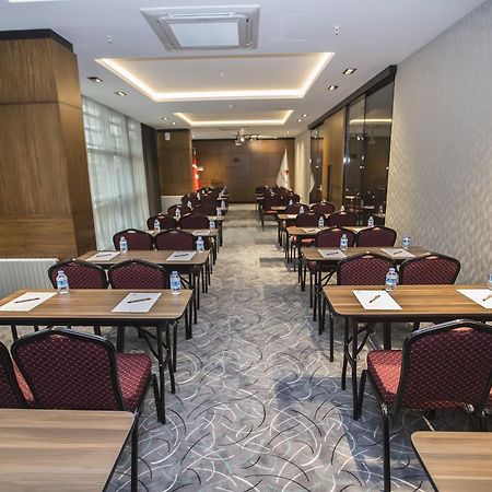 Honour Hotel Nigde Bagian luar foto
